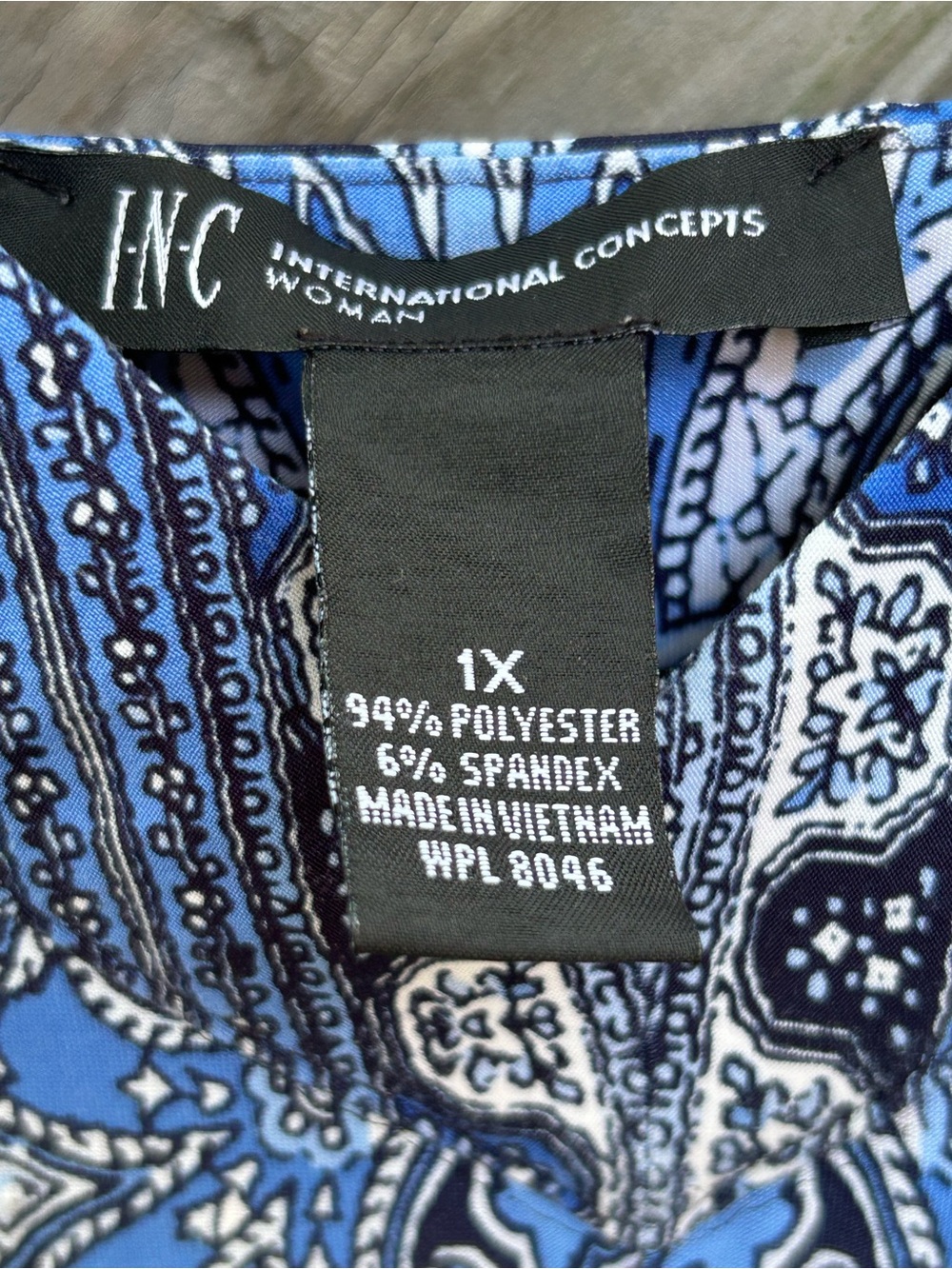 INC International Concepts Blue Paisley V-Neck  handkerchief hem Maxi Dress 1X - Picture 3 of 16